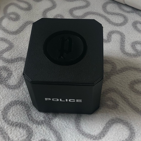 Police Men's Cyber Digital Chronograph Day-Date White Silicone Watch - Picture 5 of 8